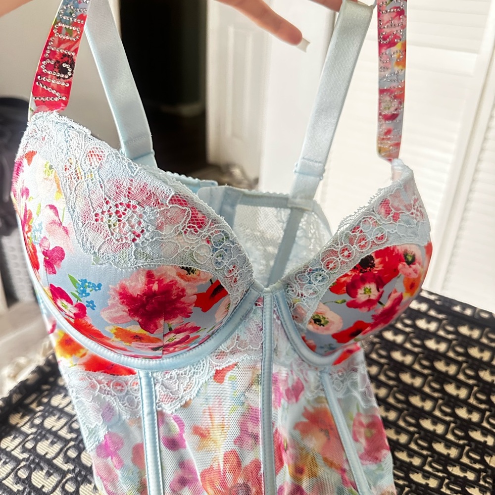 Floral Lace Bustier